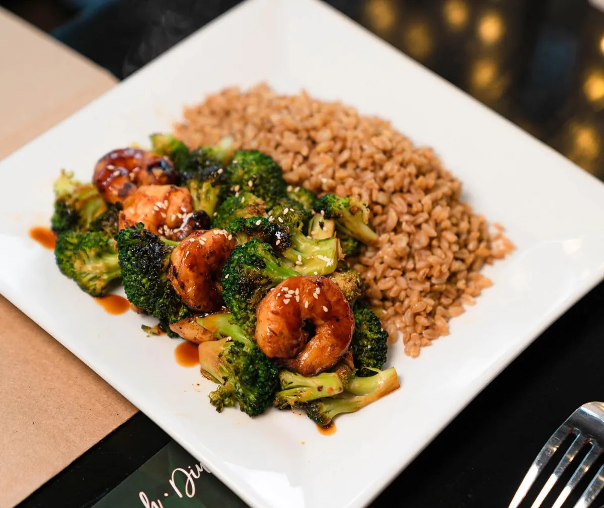Chicken teriyaki with faro and broccoli